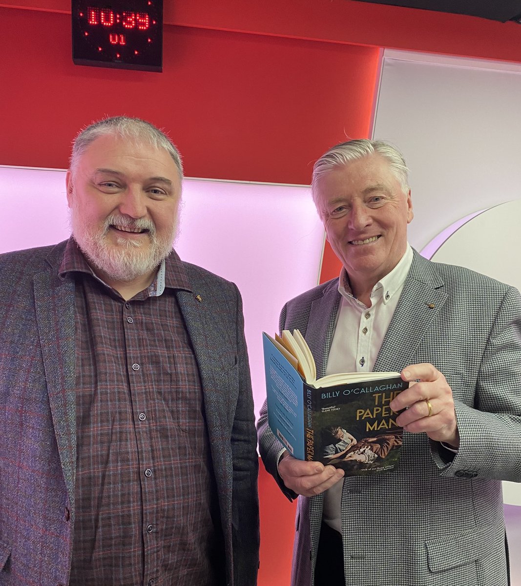 wcorklitfest's tweet image. Billy O&apos;Callaghan was on The Pat Kenny Show recently talking about his new novel The Paper Man. Billy will be doing a #FreeEvent alongside James Harpur at #WCLF2023 in #BantryLibrary on Thurs 13 July. Listen back to his @NewstalkFM interview here link.goloudplayer.com/s/pGqesQlgVLwt