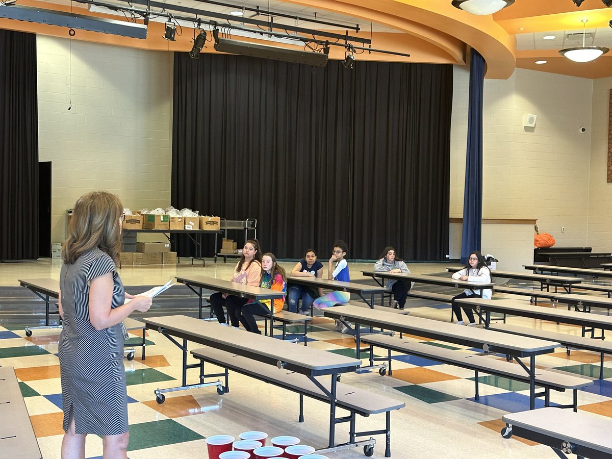 SenoraFulton's tweet photo. AACS Student of Month end of year Pizza Party! https://t.co/5Rj9oP2B8m