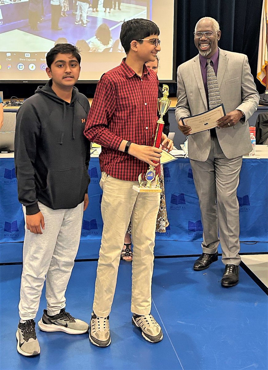 MUSDFamily's tweet photo. #MUSD Board of Ed recognized #MilpitasHS Devesh Mamidi and Om Suthar, who both finished in the Top 5 of the 2022-23 #CalChess K-12 States Championship. Mamidi placed 4th and Suthar 5th to take 2nd as a #MHS team.
The chess duo presented the trophy to Asst Principal Jonathan Mach https://t.co/I5ok9D1t7t