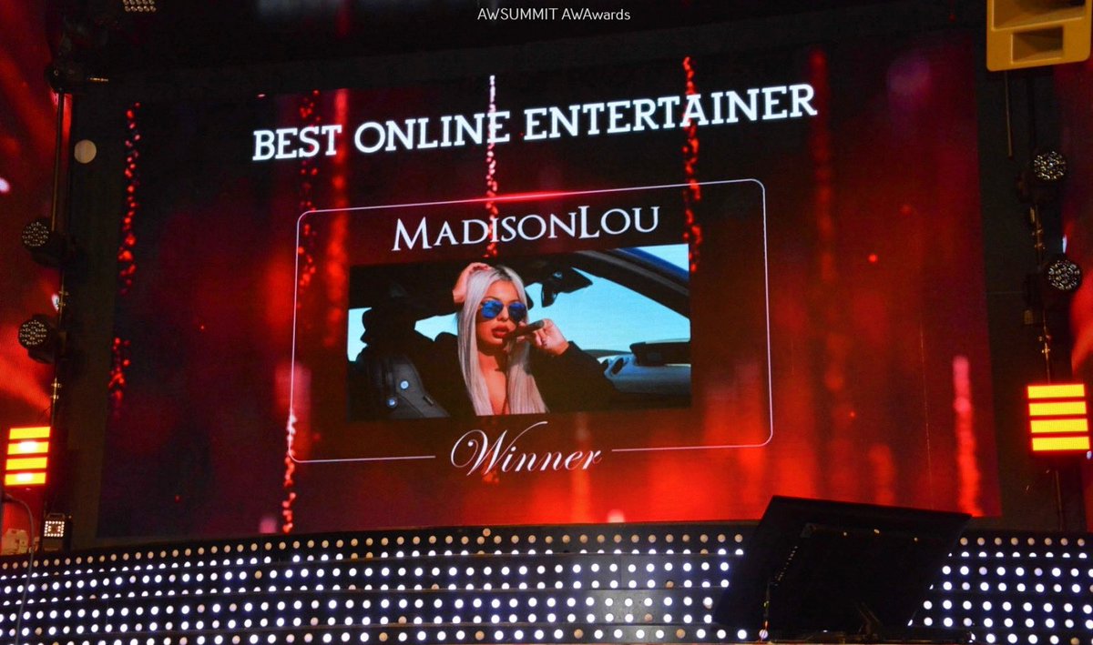 madisonlou.glam tweet media