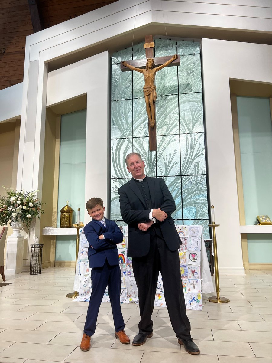 Congratulations to our 2nd grade students who just made their First Communion. May you feel the warmth and comfort of the Lord’s Love with you every day. View a photo recap on our Facebook page facebook.com/StJudeBR/