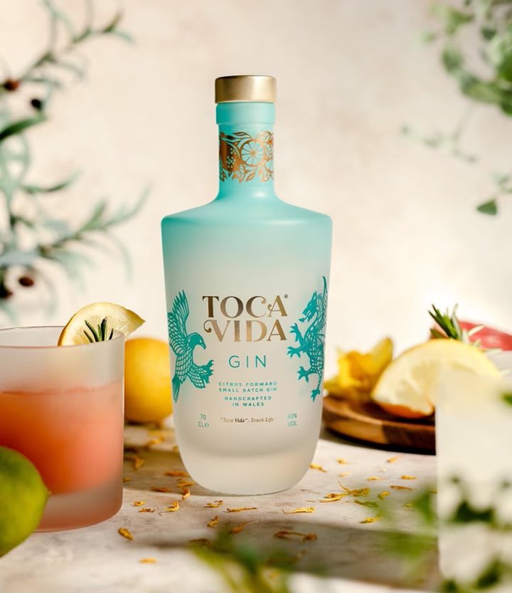 Finally able to release mine and my future wife’s handcrafted gin. Super exciting venture after all the hard work! Take a look tocavida.co.uk where our premium bottles are now available 🙏 #craftgin #premium @tocavidaspirits give us a follow 🙏