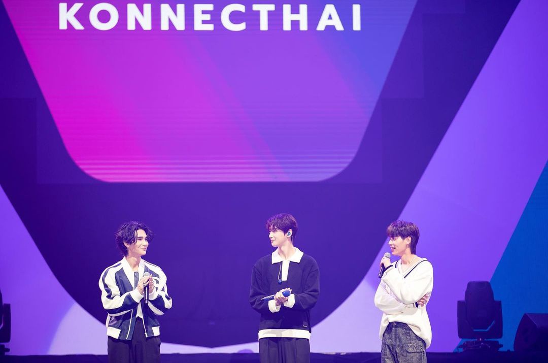 ChaEunwooINTL's tweet photo. 📍 @KonnecThai IG posts
Cha Eunwoo at KonnecCon in Thailand
Like, comment for Eunwoo & share
🖇️https://t.co/3rpiTP0noZ
🖇️https://t.co/zVwk7WmBzp
🖇️https://t.co/jTPw8FXUoj
#ChaEunwoo #차은우
#チャウヌ #车银优 #ชาอึนอู
#KonnecThaiXChaEunWoo
#KonnecThai #KonnecCon https://t.co/ChPQUfhoGS