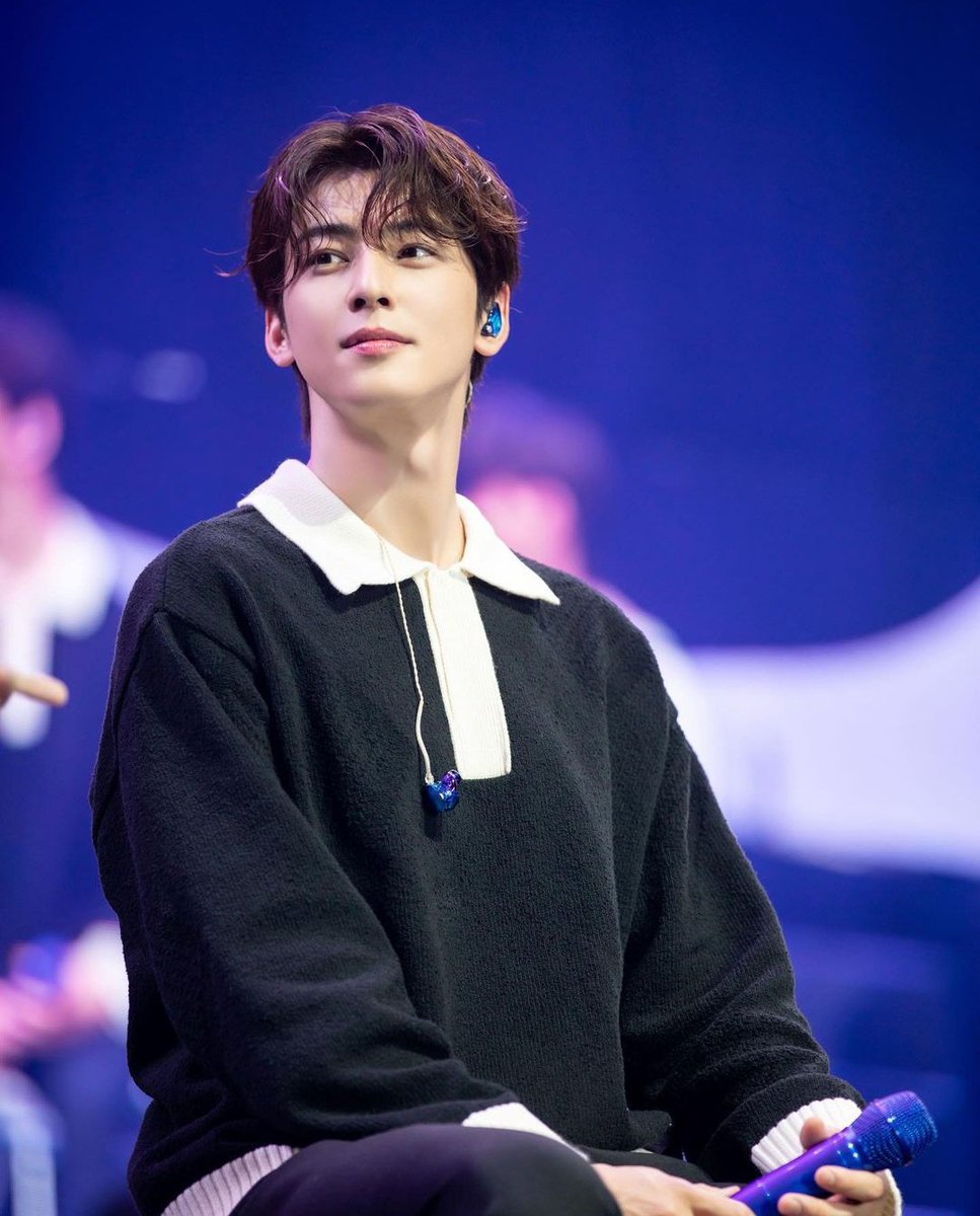 ChaEunwooINTL's tweet photo. 📍 @KonnecThai IG posts
Cha Eunwoo at KonnecCon in Thailand
Like, comment for Eunwoo & share
🖇️https://t.co/3rpiTP0noZ
🖇️https://t.co/zVwk7WmBzp
🖇️https://t.co/jTPw8FXUoj
#ChaEunwoo #차은우
#チャウヌ #车银优 #ชาอึนอู
#KonnecThaiXChaEunWoo
#KonnecThai #KonnecCon https://t.co/ChPQUfhoGS