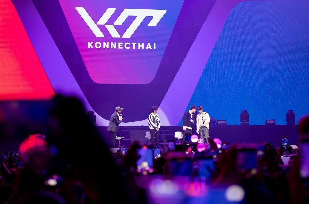 ChaEunwooINTL's tweet photo. #ChaEunwoo #차은우
#チャウヌ #车银优 #ชาอึนอู
#KonnecThaiXChaEunWoo
#KonnecThai #KonnecCon https://t.co/PE1OPbTthY