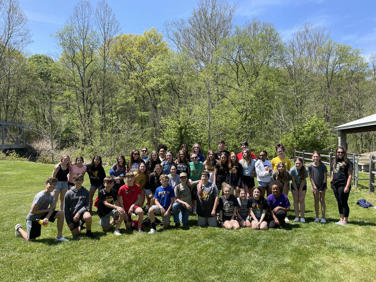 mrs_asfahani11's tweet photo. Another successful release day! Thank you to Officer Scott for taking the time to come out to help us today 🐟 We released 125 Rainbow Trout fry. #patroutintheclassroom #patic https://t.co/jmgJZ8hgCI