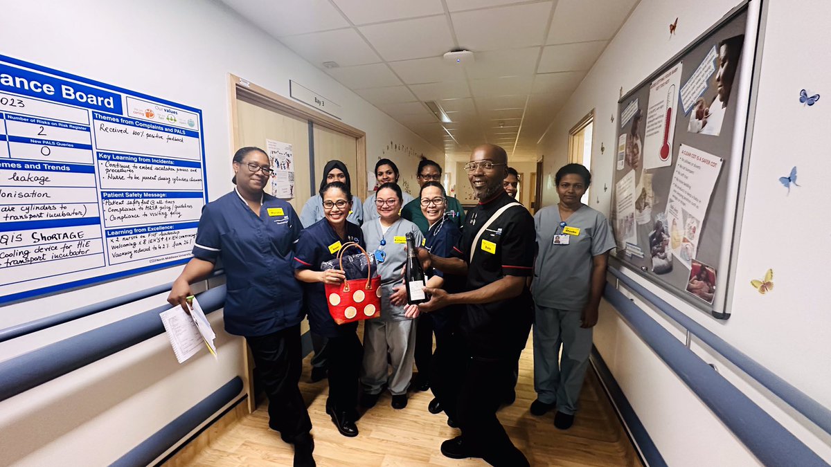 @NorthMidNHS staff always giving that ‘extra’ energy. It’s so rewarding to be able to give out these random gifts. More goodies will follow tomorrow, if we didn’t see you today fret not!!! Thanks to <a href="/SybilFagbs/">Sybil F</a> <a href="/SarahHa88622902/">Sarah Hayes</a>. Thank you everyone who contributed gifts!!