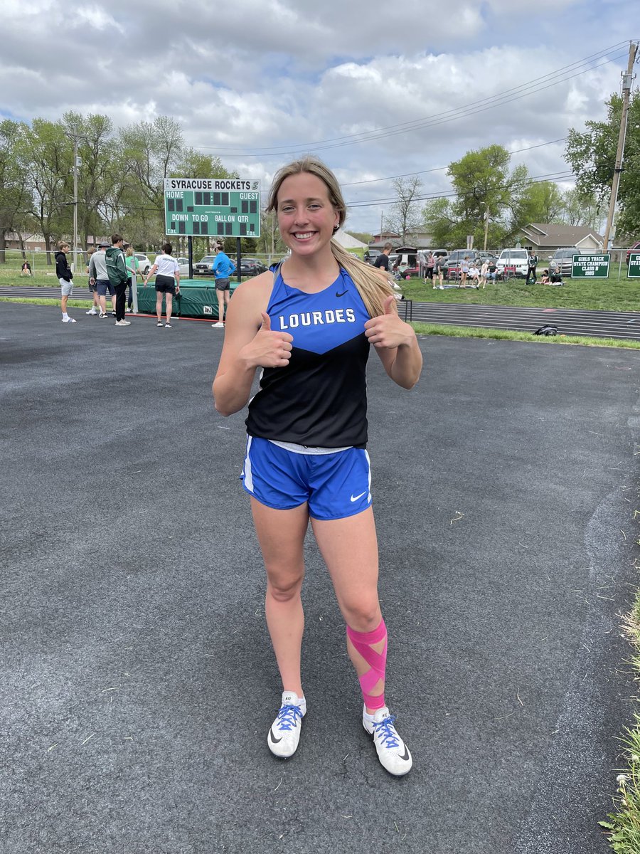 Lourdes KnightsTrack tweet media