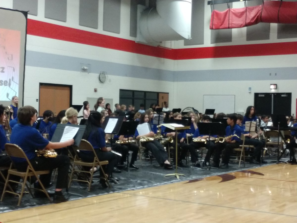 Lily Lake Lions tweet media