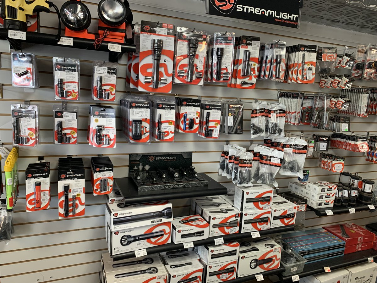 SouthrnPoliceDS's tweet image. Wide variety of Streamlight products available at Southern Gun World southernpoliceequipment.com!! Come try out the High Lumens options in stock!!
#streamlight #security #everydayuse #smallbusiness #localowned