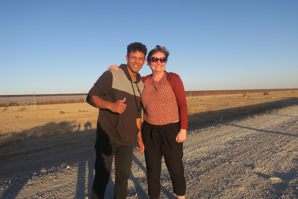 Heute läuft der US-#Title42 aus. Ich war Ende April in #CiudadJuarez unterwegs und habe die zahlreichen gestrandeten Migranten dort in grosser Verwirrung erlebt.
Amerika - Eine noch nie dagewesene Krise: aargauerzeitung.ch/international/… via <a href="/AargauerZeitung/">AargauerZeitung</a>