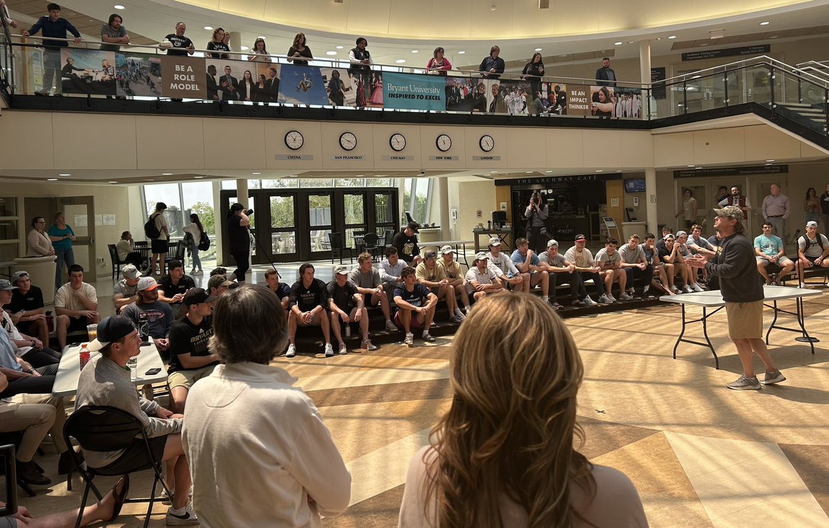 bryantalumni's tweet image. “Let&apos;s Go Bulldogs!&quot; 👏🏻👏🏻 👏🏻👏🏻👏🏻

Join the entire Bulldog community as we wish @Bryant_MLax good luck vs. Johns Hopkins in the first round of the NCAA Tournament.

Cheer them on this Sunday at noon if you’re in the Baltimore area! The game can also be seen on ESPNU.