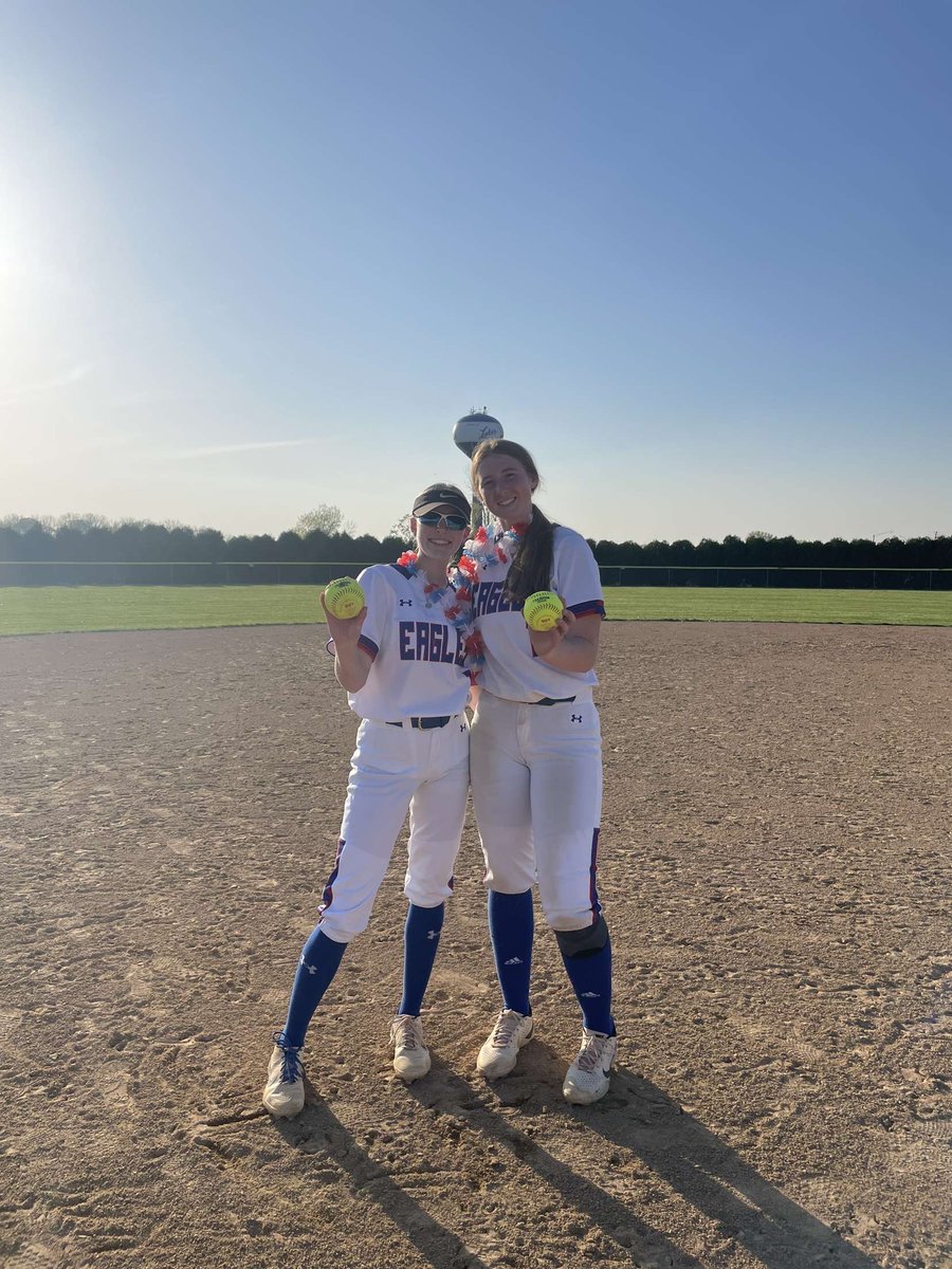 softball_lakes's tweet photo. Bomb squad from yesterday's 12-3 win over Johnsburg: Addy Martin and Emily Ovaska! 

Game Today at Grayslake Central! https://t.co/m8Ep6D7BkG
