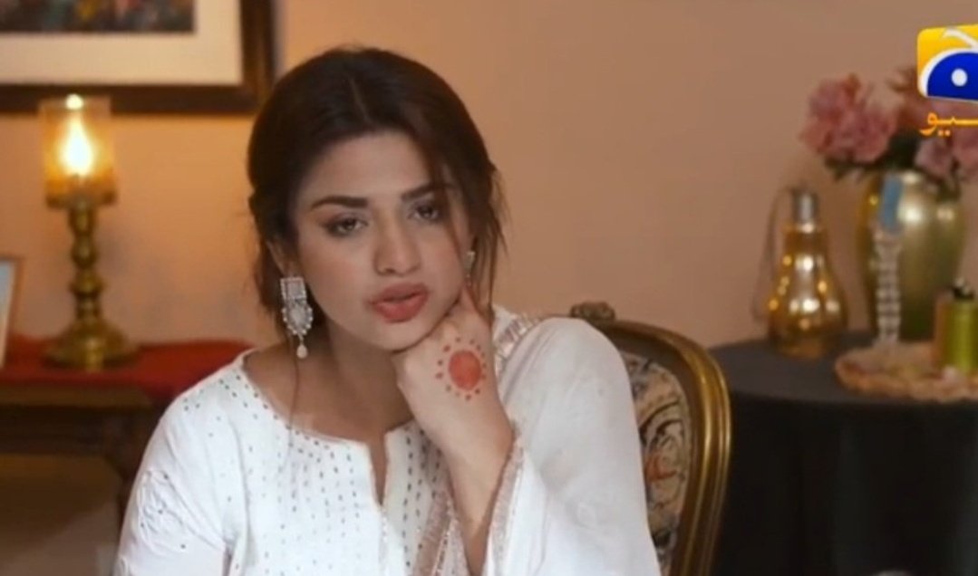 "kisiko itna bhi mat drao ki uske Andar se dar hi khtm ho jaye"
She has nothing to lose now 🔥
 D bond they share ; its so heartfelt &amp; relatable 🥺❤️
She is trying her everything 2 bring justice to meerab....

Appreciation tweet for Hira who slayed as Maryam 2.0 today 🙌 #Terebin