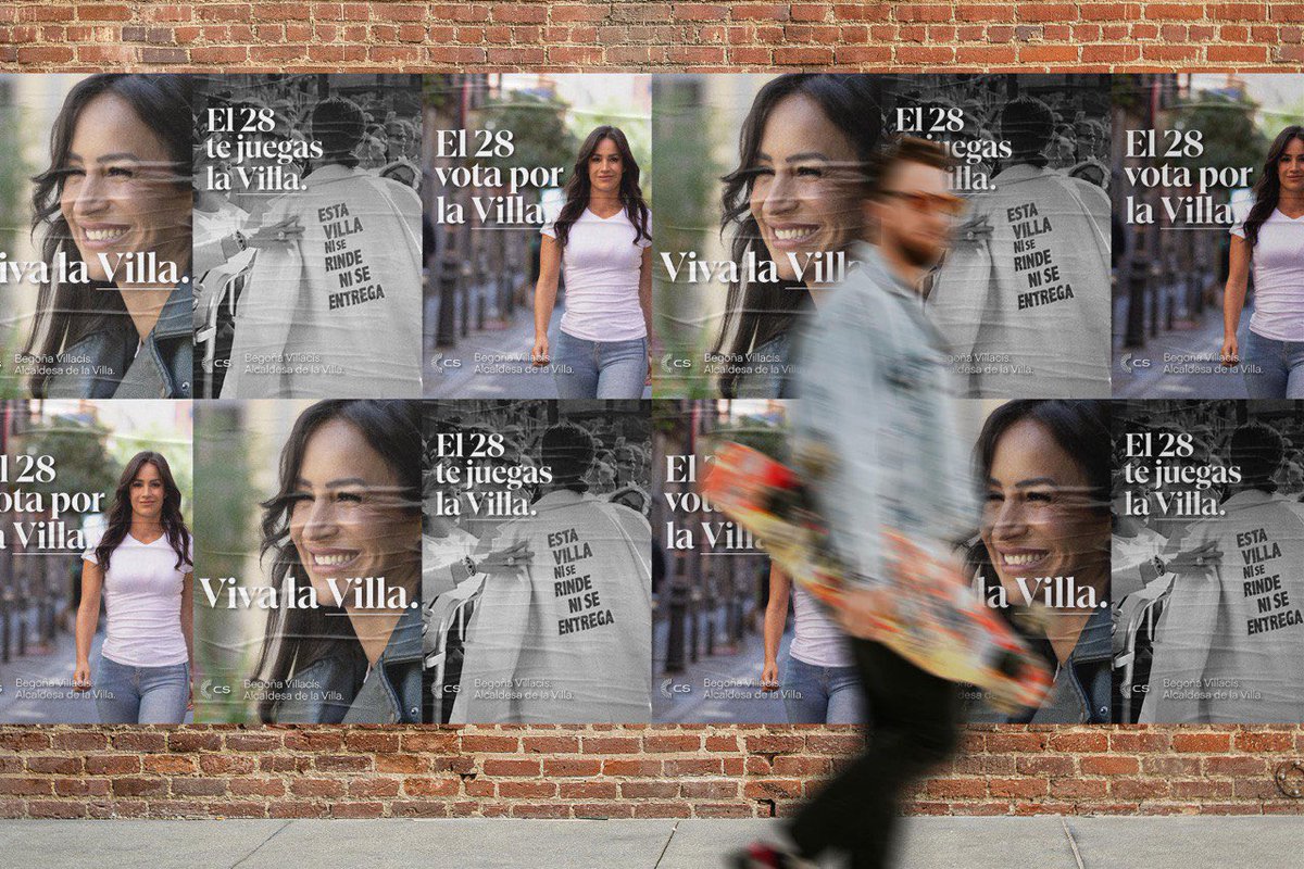begonavillacis's tweet photo. Madrid no cabe en un cartel, así que lo hemos intentado con tres.

La Villa está viva. Plural, diversa y liberal; es como tú, pelea cada día sin rendirse ni entregarse y mirando siempre adelante.

Vamos a por la Villa del futuro, la Villa de todos.

#VivaLaVilla https://t.co/aIKv7j3Bov