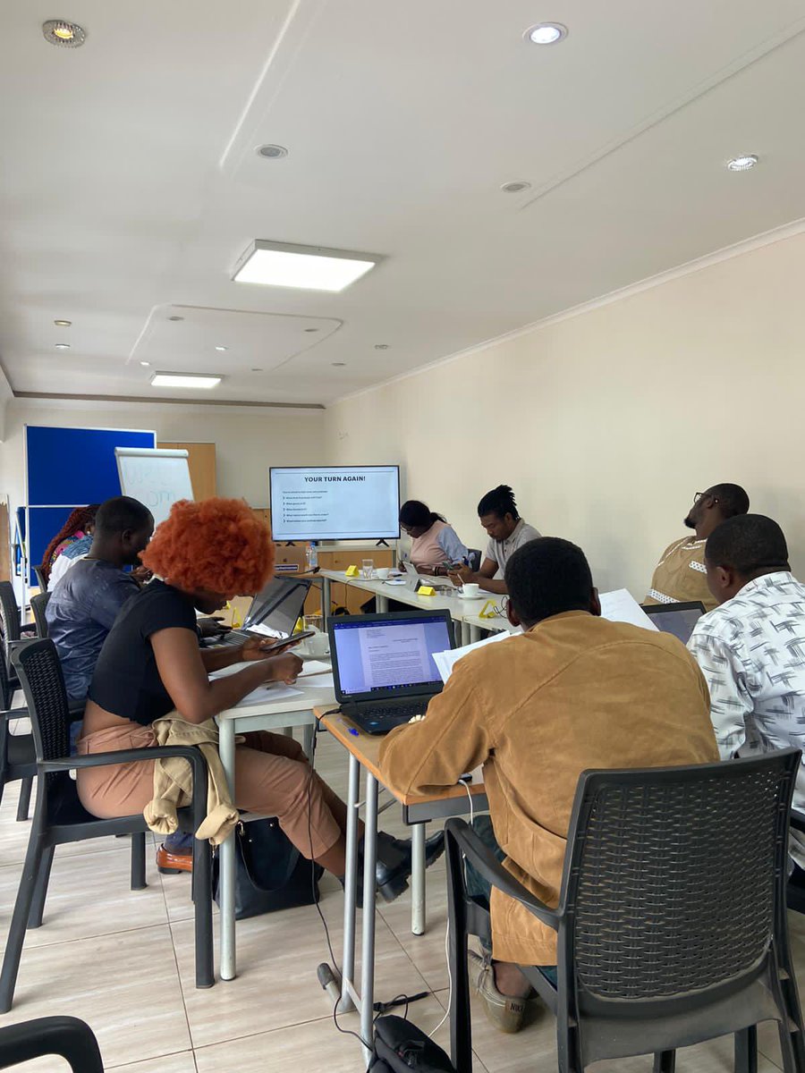 Splendid moment of learning spent today with our trainer <a href="/Tchuani/">Dominik Djialeu</a> and <a href="/zuherjazmati/">Zuh(er) Jazmati</a> at <a href="/GoetheKamerun/">Goethe-Institut Kamerun</a> during the workshop on how to create a podcast. Advocating for #SRHR of adolescents and youths, it’s good way to let their voices be heard and engage them in action via #podcasts