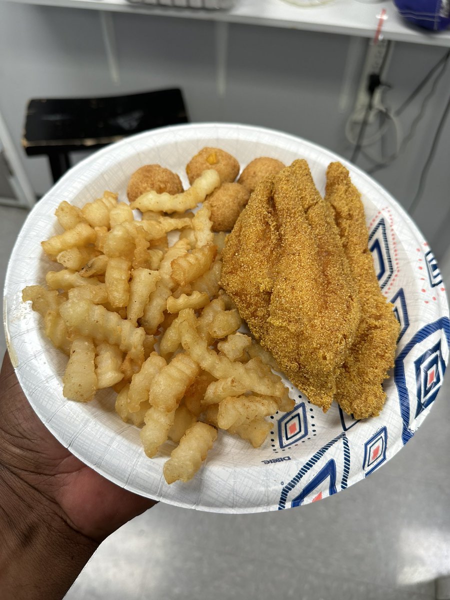 Cityview Crew has been showing out here lately so I wanted to do a Recognition Fish Fry with all the fixings!!!! Thank you team for working hard and let NTX know what we can do!! @dbustamante1210 @CaresseSimpson @NTX_Market