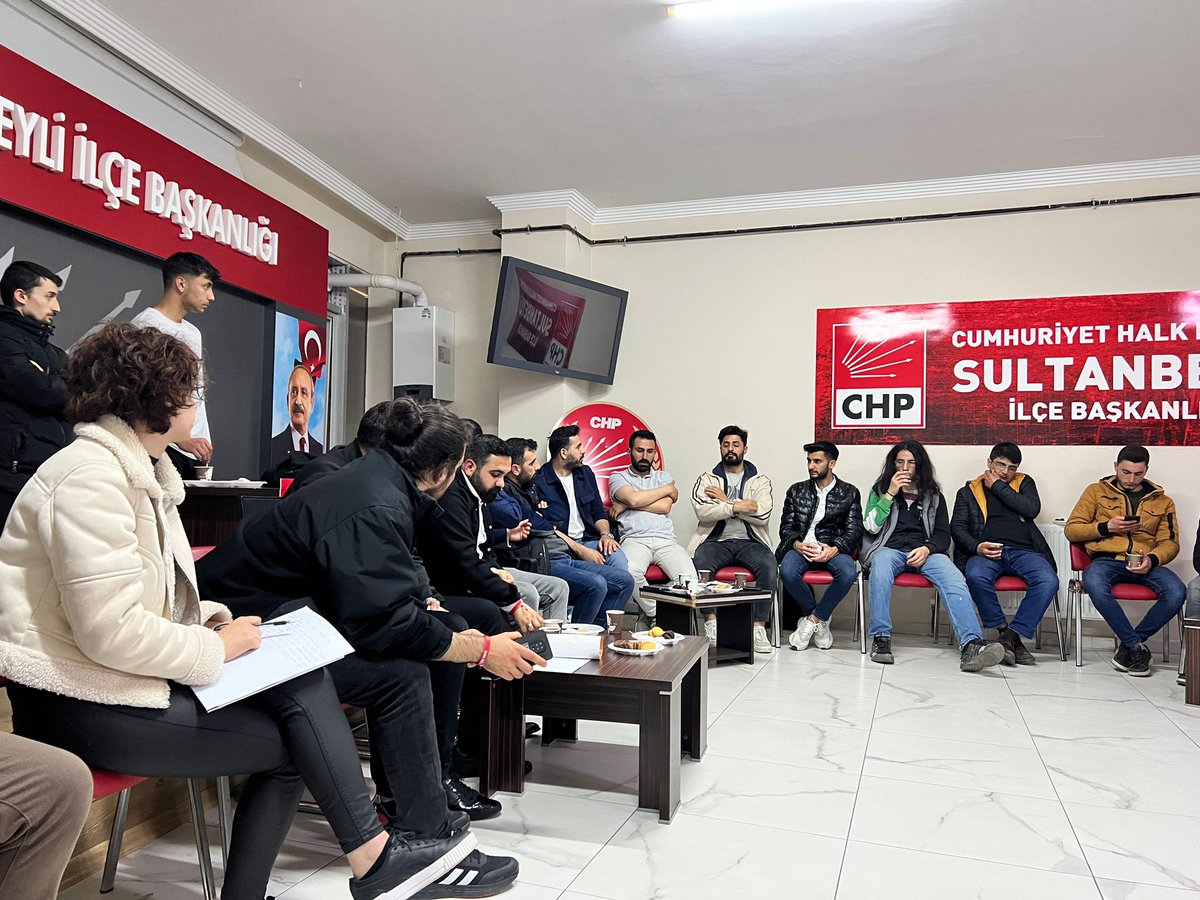 GencDevaSbeyli's tweet photo. Millet ittifakı olarak Seçim öncesi istişare toplantımızı gerçekleştirdik.
#sanasöz
#kazanacagız
#genclerkazanacak
#chpgenclik
#gelecekgenclik
#saadetgenclik
#iyigenclik
#devagenclik
#demokratgenclik
@gulserdar25
@muratjenic
@KadirPolat3636
@admgvnc
@yusufgumus3452 https://t.co/vGqlk6qrxP