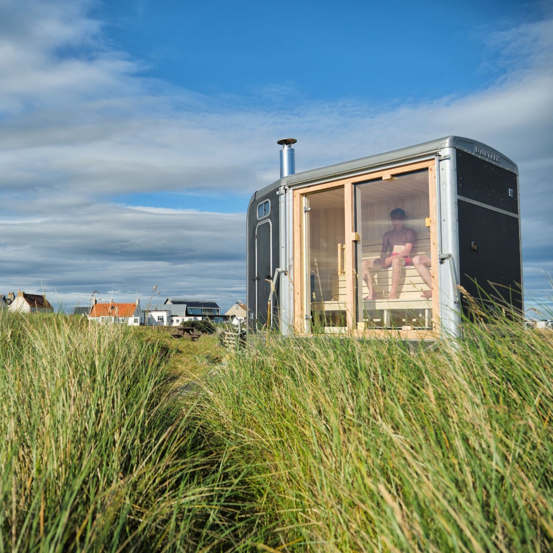 Scotland's tweet photo. 👀 Seeking an adventure which is both invigorating and relaxing?! Look no further than Scotland’s unique saunas dotted around the country. You can immerse yourself in a memorable experience surrounded by stunning views 😀

#ScotlandIsNow #ScotlandOutdoors #HotColdTherapy #Saunas https://t.co/zYkOHt0wVL