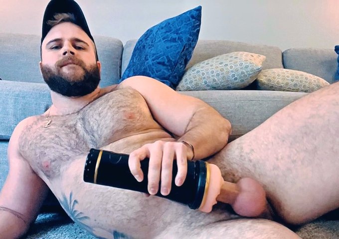Wish this was your hole, bro 😮&zwj;💨  https://t.co/ztN0z3ZTp8 https://t.co/0B989q7X3g<a href="/tag/10yearchallenge"class="tags"><span>#10yearchallenge</span></a>