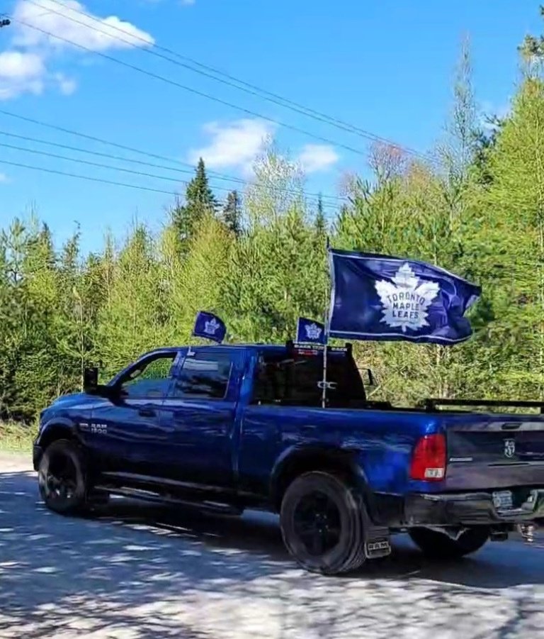 Onterrible2020's tweet photo. @MapleLeafs @Molson_Canadian #MolsonTML #LeafsForever https://t.co/2z8gWJUI17