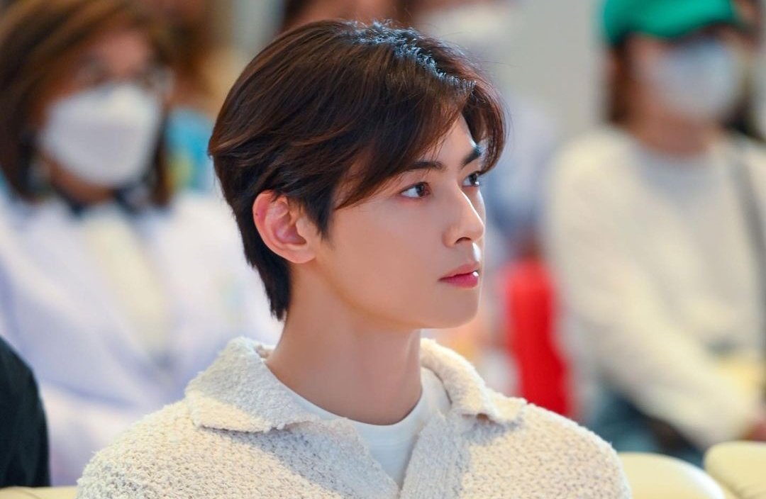 ChaEunwooINTL's tweet photo. 📍 @KonnecThai IG post
"KonnecThai together with Cha Eunwoo"
Like, comment, save & share
🖇️https://t.co/aCX5paO96r
#ChaEunwoo #차은우
#チャウヌ #车银优 #ชาอึนอู
#KonnecThaiXChaEunWoo
#KonnecThai #KonnecCon https://t.co/7qMmtFJHX3