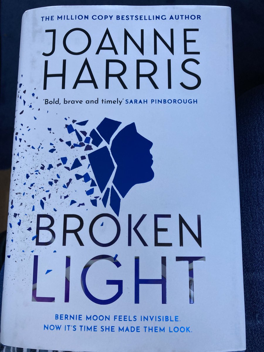 Thankyou postman, and ⁦<a href="/Joannechocolat/">Joanne Harris</a>⁩. That’s my evening sorted. Contented sigh 😌 #BrokenLight #NewBook #EarlyNight