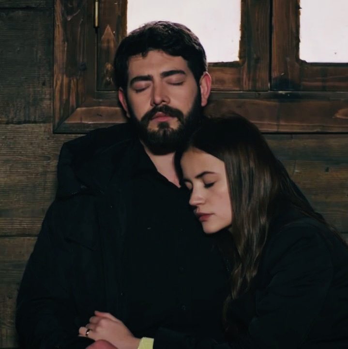 ´safe place´ 
#KanÇicekleri #DilBar