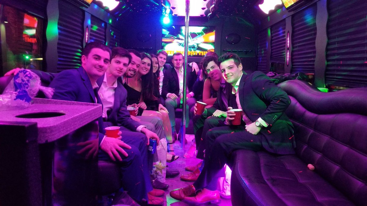 MaxiLimoBoston's tweet photo. Get to your destination in style with one of our luxury party bus rentals. Our party buses are fully equipped so that the fun never stops. Get your free quote online @ https://t.co/ufIJnL6f0w
#prom #prom2023 #promparty #prompartybus #prompartyclass2023 #prompartybuses https://t.co/OLxqYBY9E0
