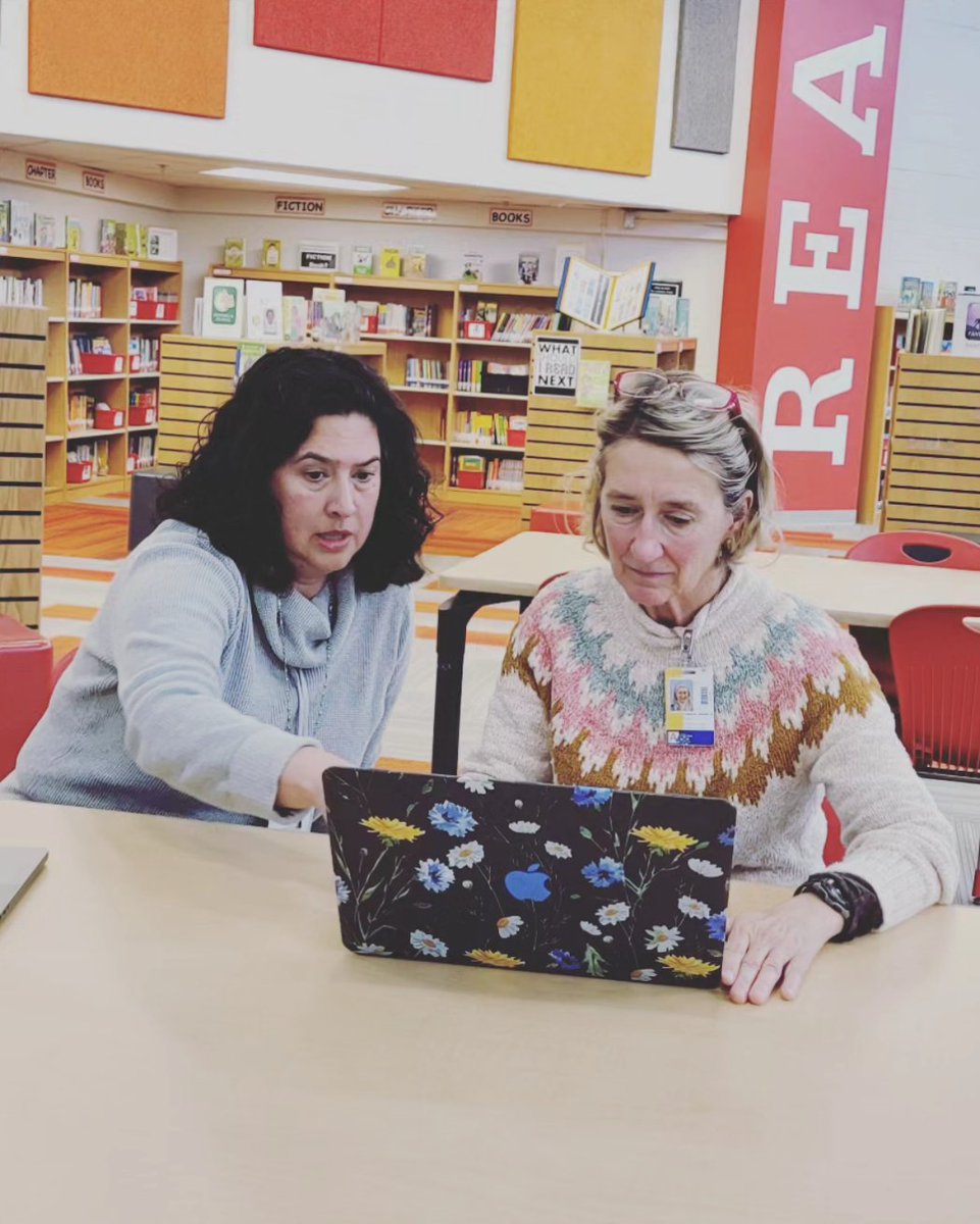 Broken_crayon1 tweet media