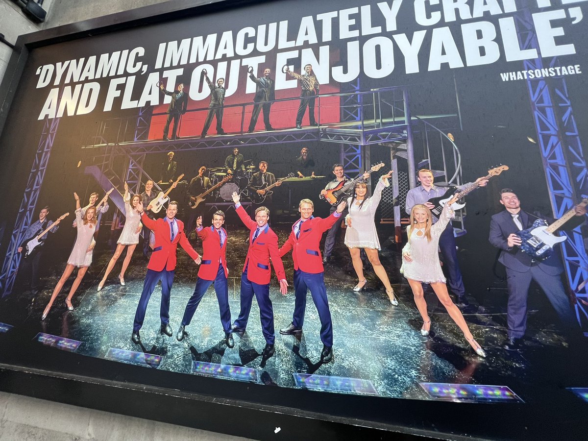 Andrea ✨ tweet media