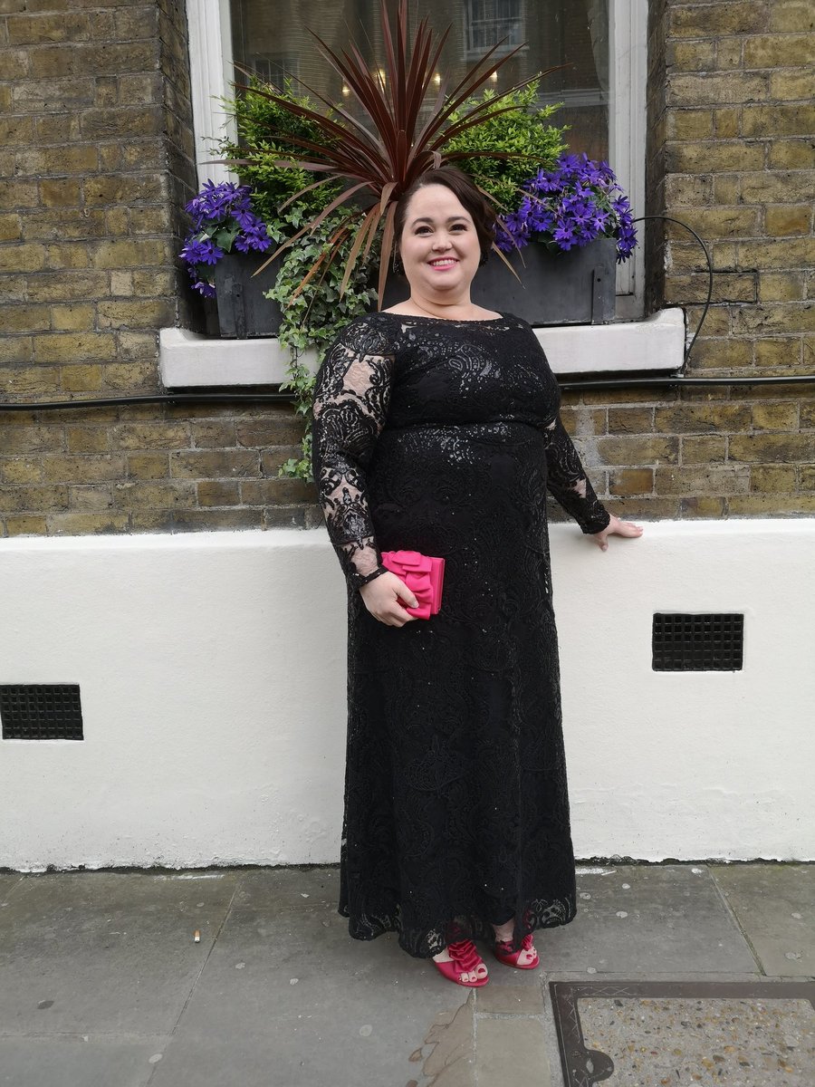 SarahOtner's tweet photo. Very excited to be joining @FragranceFDN_UK for #TFFAwardsUK2023! I'm here to immerse myself in the Fragrance Industry for my @BritishAcademy_ #research on the #awards designed to recognize the year's amazing work. #ILoveMyJob #PerfumeProject https://t.co/Rg8e9HSXkq