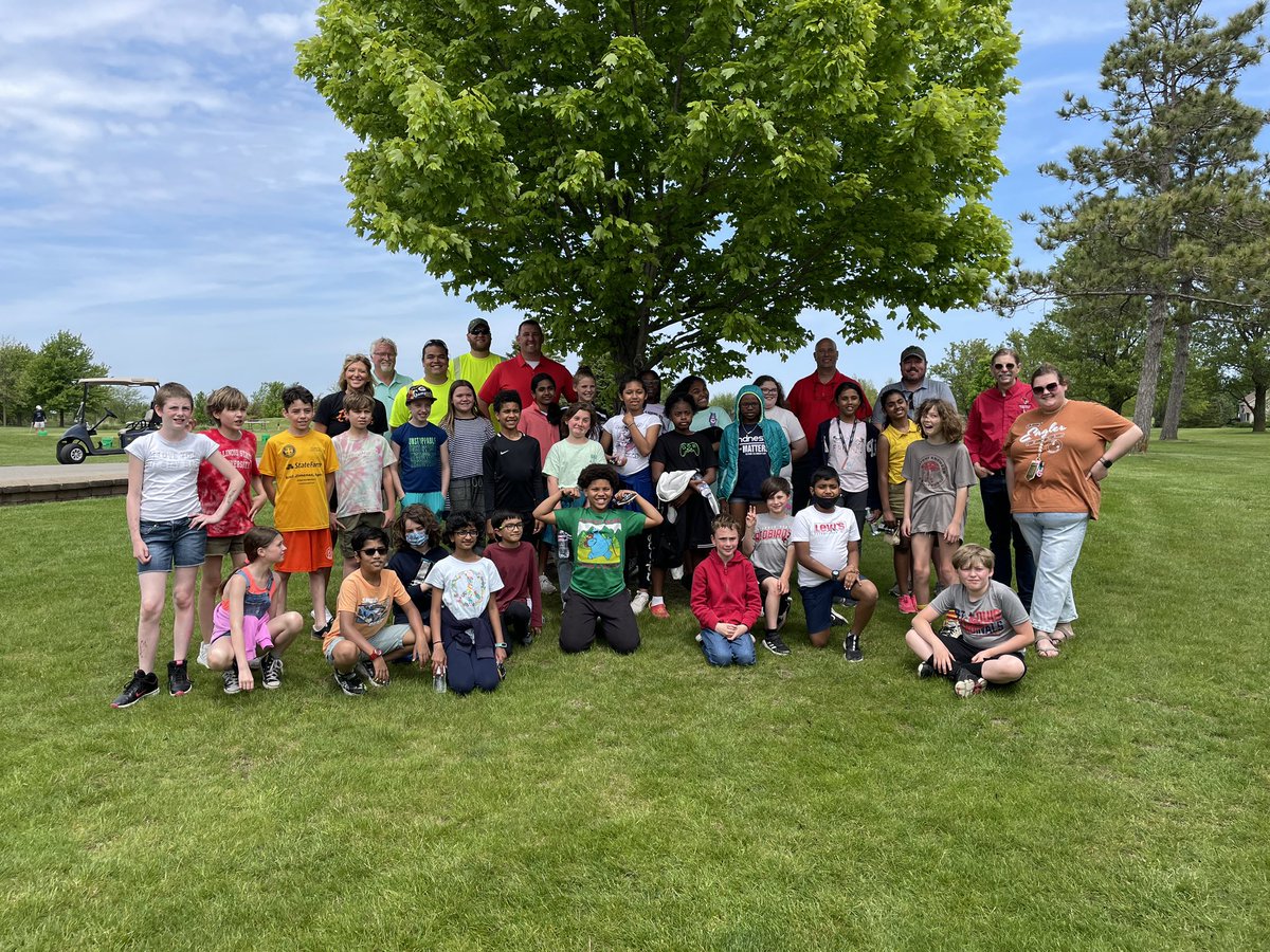 Thanks for joining us for our #FirstGreen field trip today, <a href="/ElementaryGlenn/">Glenn Elementary</a>!  We had a blast, hope you did too!  Thanks for all the help today! <a href="/bliss_jp/">J.P.</a> <a href="/MTIDistributing/">MTI Distributing</a> <a href="/DavidLikes1/">David Likes</a> <a href="/DKProducts1/">D & K Products</a> <a href="/MulveyTurfsm/">Steve Mulvey</a> <a href="/HelenaSpecialty/">Helena Specialty</a> <a href="/TheFirstGreen/">First Green</a> <a href="/CIGCSA/">CIGCSA</a> <a href="/NormalILL/">Town of Normal</a>