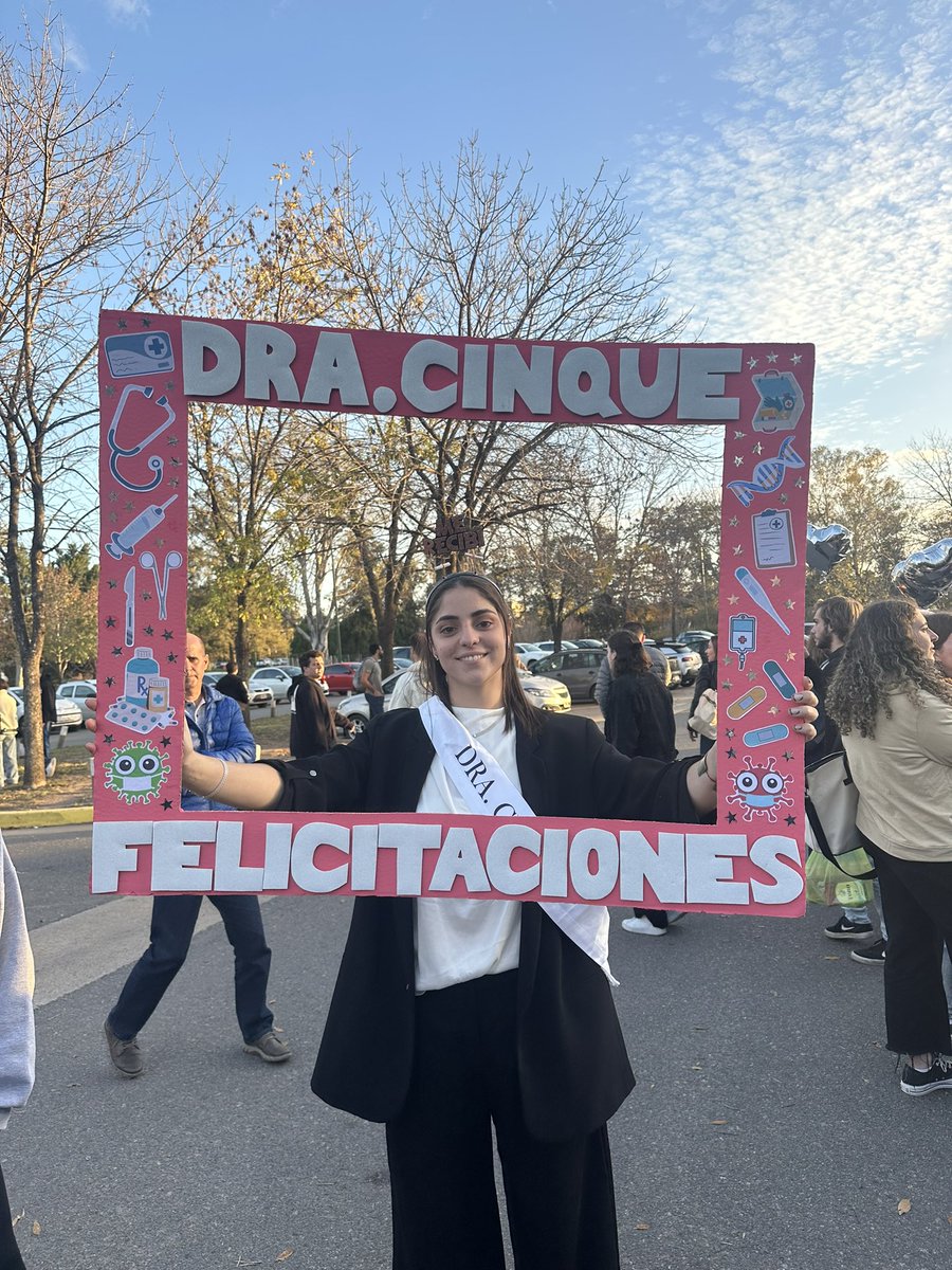 MagdaCinque's tweet photo. y asi nomaaaa, Dra. Cinque https://t.co/Sw1ZCqh3m5