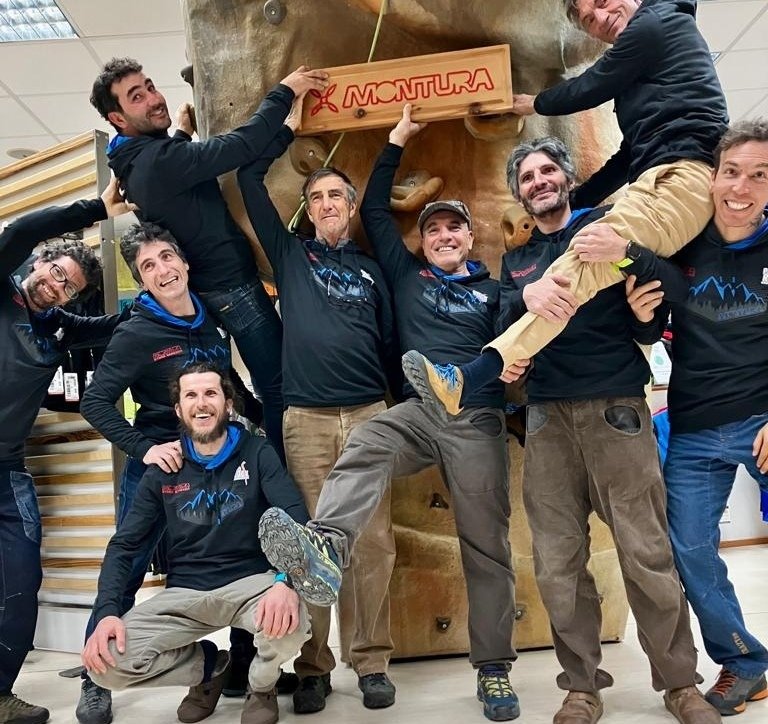 ProRockOutdoor's tweet photo. New team new partner 💪👍🎉#prorockoutdoor #monturastoresarzana #iproboro https://t.co/bEBuxChByN
