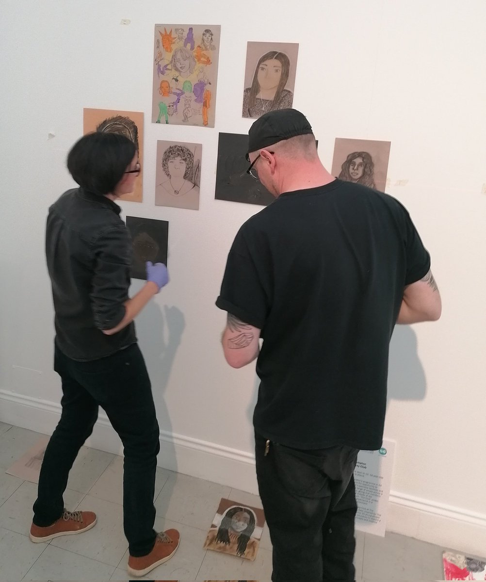 BeckArtsConnect's tweet photo. Setting up for the Young Artists' showcase @WolvArtGallery
Young people have been responding to the themes of 'The more things change..' exhibition and working with super talented @bctype to create unique artworks. Open to the public and definitely worth a visit!
@ArtsConnectWM https://t.co/vIj8UaxI0M