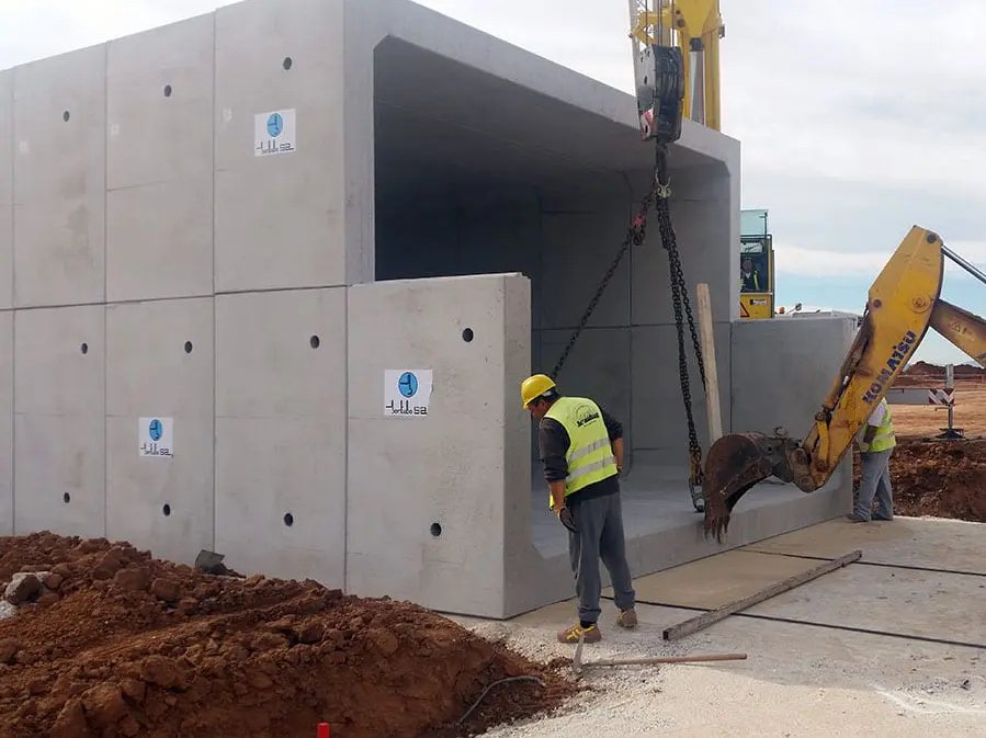 vyepesp's tweet photo. ¿Se os ocurre una obra lineal donde tengamos, por ejemplo, 1000 m de un túnel subterráneo que se pueda ejecutar con marcos prefabricados? Pues sacad la calculadora que os propongo ahorros entre el 15 y el 20% del coste. A eso nos dedicamos en la #UPV. 

Abro hilo. https://t.co/R0I0FBnDvn
