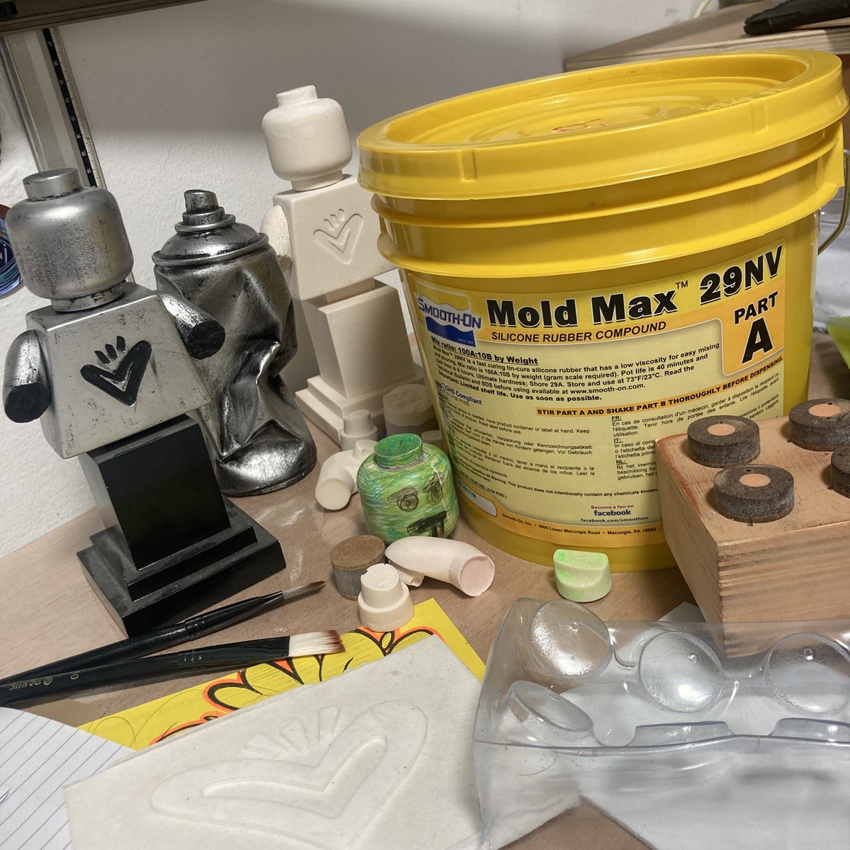 JamesAme72's tweet photo. The silicone finally arrived.... remember that 'DOJI RELIC' I was talking about?! :) #dojicrew #sculpture #relic #moldmax https://t.co/X7vBCkS8qc