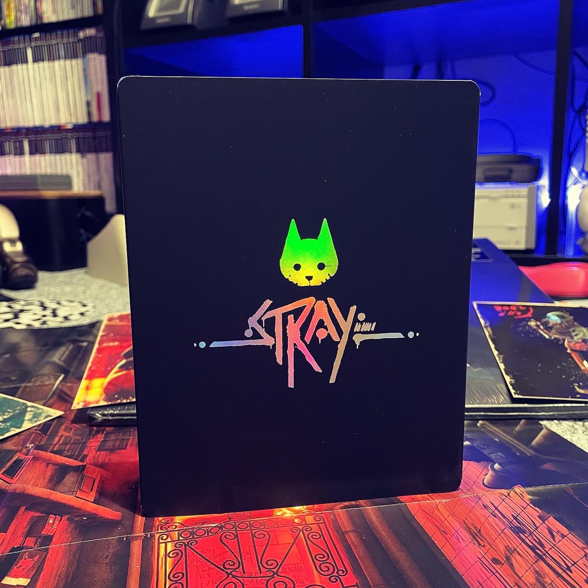 ShanieAIB0's tweet photo. Pre-ordered back in July last year, my @iam8bit #StrayGame physical copy and vinyl soundtrack surprise-arrived yesterday! 🐈😻🐈⬛ @A_i @HKdevblog
#stray #hkdevblog #bluetwelvestudio #annapurna #ps4 #ps5 #playstation4 #playstation5 #playstation https://t.co/bTQQ1YUOQg