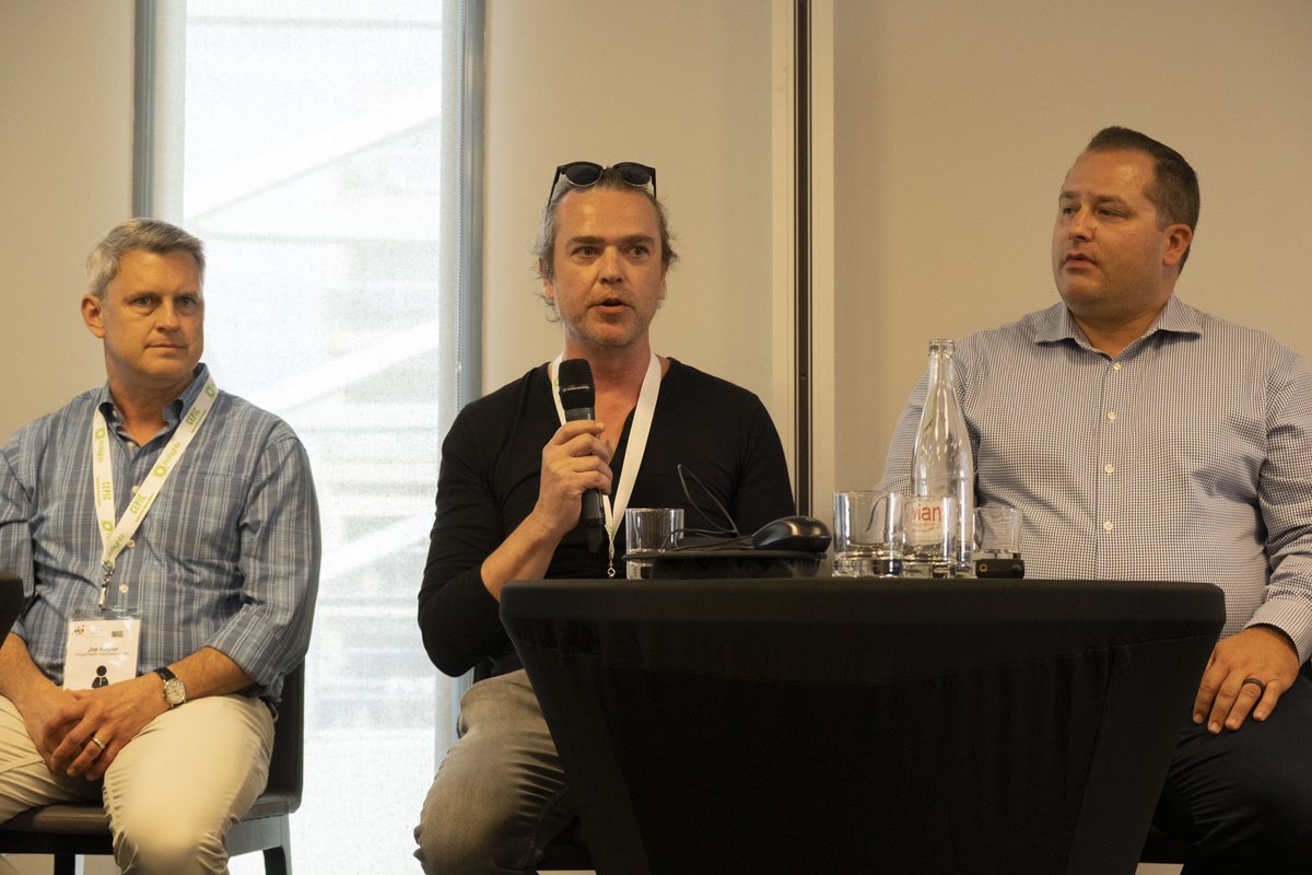ImageRights's tweet image. Our CEO @joeynaylor along panelists @vAIsualAI CEO Michael Osterrieder, @amosstruck, @alamy director Alan Capel, and moderator Mark Milstein, discussed Generative AI as a Business Opportunity.
Thanks to @davidalarsen for capturing this moment.
Follow @CEPIC_Official to learn more