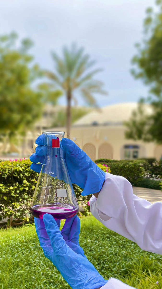 _e3iix's tweet photo. مُتعة العلوم هنا 🤩
اخترت هالتخصص عشان هذه اللحظات الجميلة 🧪🧬🔬
#علوم
#جنون_العلوم
#science_club
#chems
#CHEMISTRY https://t.co/dO6tKWqVt9