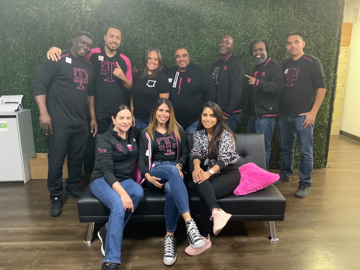 It's always great connecting our frontline leaders and ME teams in our roundtable discussions. <a href="/je101600/">jessica arroyave</a> <a href="/ArenEscandon/">Aren Escandon</a> <a href="/em_martinez9/">Em Martinez</a> <a href="/MDelarosa0317/">Michelle De La Rosa</a>
