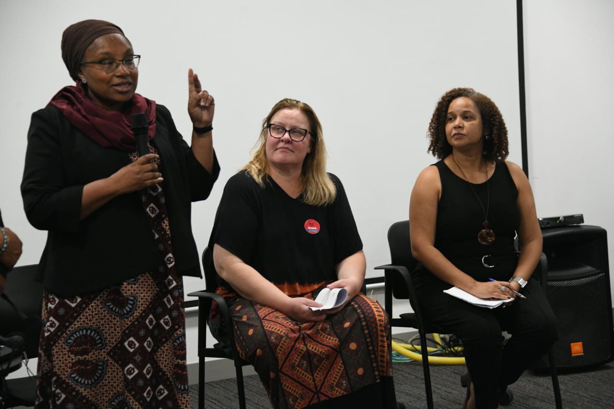 <a href="/WairimuANderitu/">Alice Wairimu Nderitu</a> , @cibelekuss e <a href="/Rita_CorreaB/">Rita Corrêa Brandão</a> abrem a segunda etapa da agenda da <a href="/UNOSAPG/">UN Genocide Prevention</a> no encontro com entidades da sociedade civil organizada, no Rio.
Presentes 80 representantes de ONGs, movimentos e coletivos. A pauta é a proteção de povos indígenas e afrodescendentes.