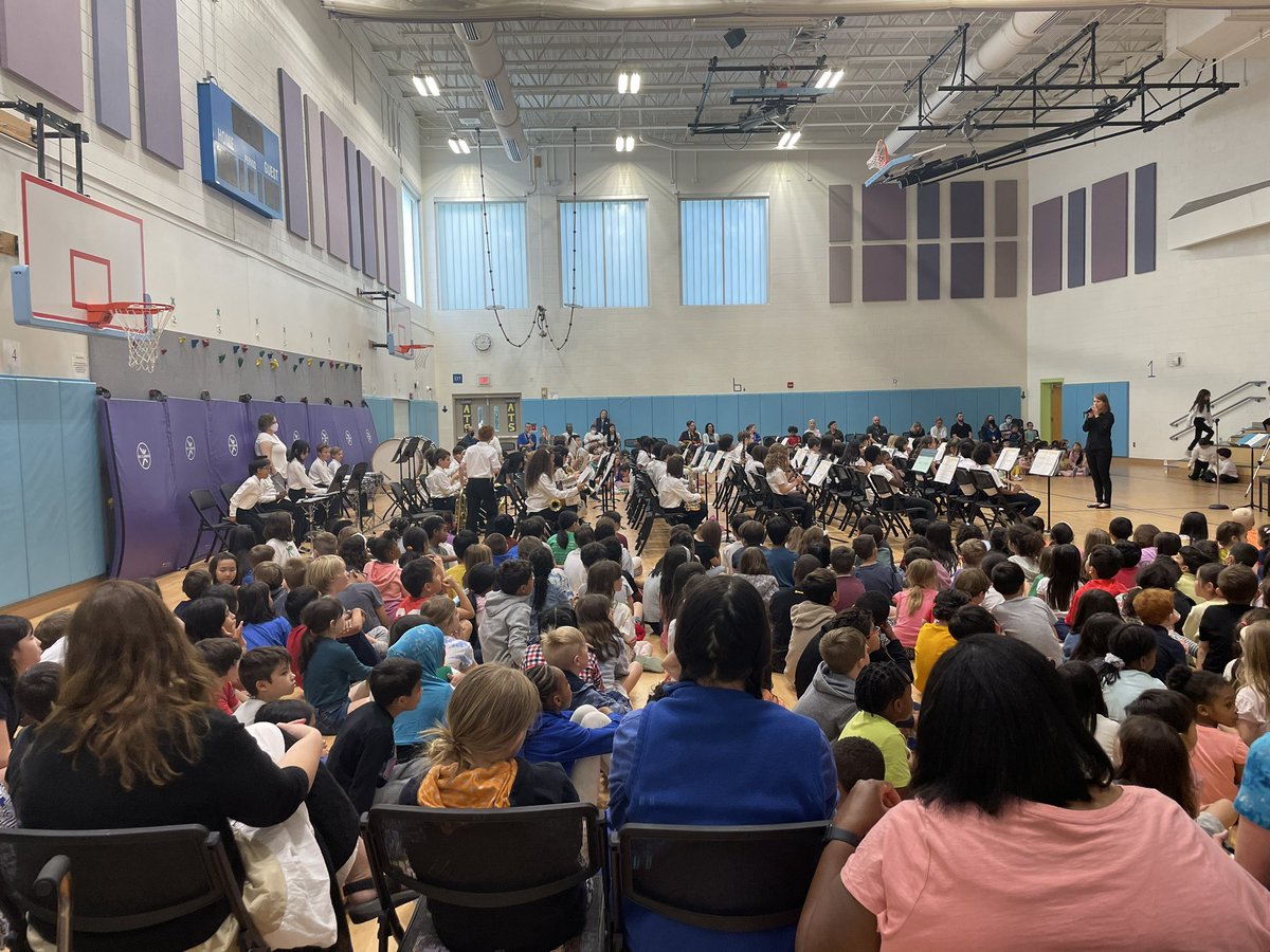 Another amazing performance by our 4th grade Band, Orchestra and Chorus! 🎶🎺🎻🎼 <a target='_blank' href='http://search.twitter.com/search?q=traditionofexcellence'><a target='_blank' href='https://twitter.com/hashtag/traditionofexcellence?src=hash'>#traditionofexcellence</a></a> <a target='_blank' href='http://twitter.com/APSVirginia'>@APSVirginia</a> <a target='_blank' href='http://twitter.com/APSArts'>@APSArts</a> <a target='_blank' href='https://t.co/JI389GVghh'>https://t.co/JI389GVghh</a> <a target='_blank' href='https://t.co/XEID7wTBW6'>https://t.co/XEID7wTBW6</a>