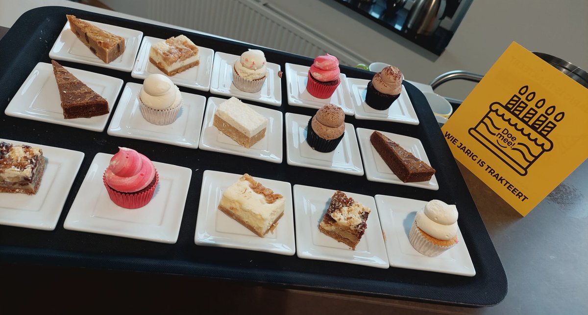 DMMolenlanden's tweet photo. Wie jarig is, die trakteert. Dat doen we dan ook, want vandaag vieren we @DMMolenlanden onze 5️⃣e verjaardag 🥳 dus is er iets lekkers bij de koffie ☕️🎂 @raadmolenlanden https://t.co/SnqgcZuF8D