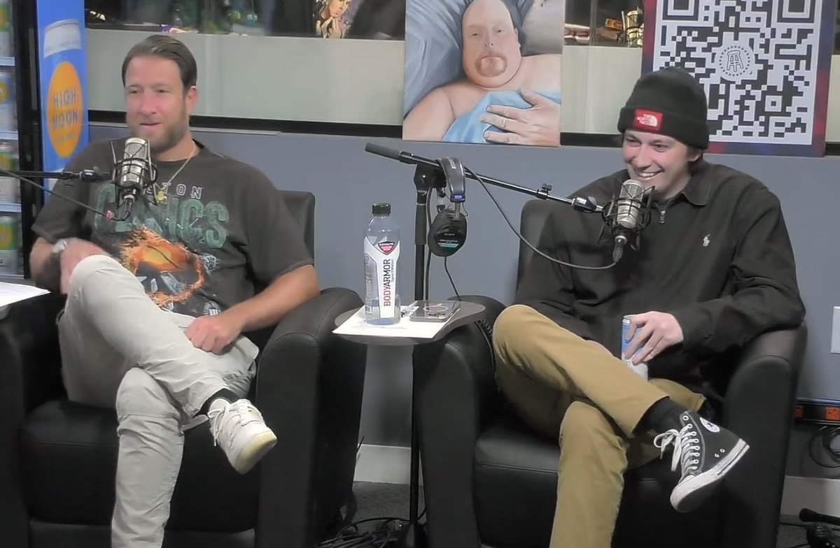 Viva La Stool on Twitter: "It’s going down"