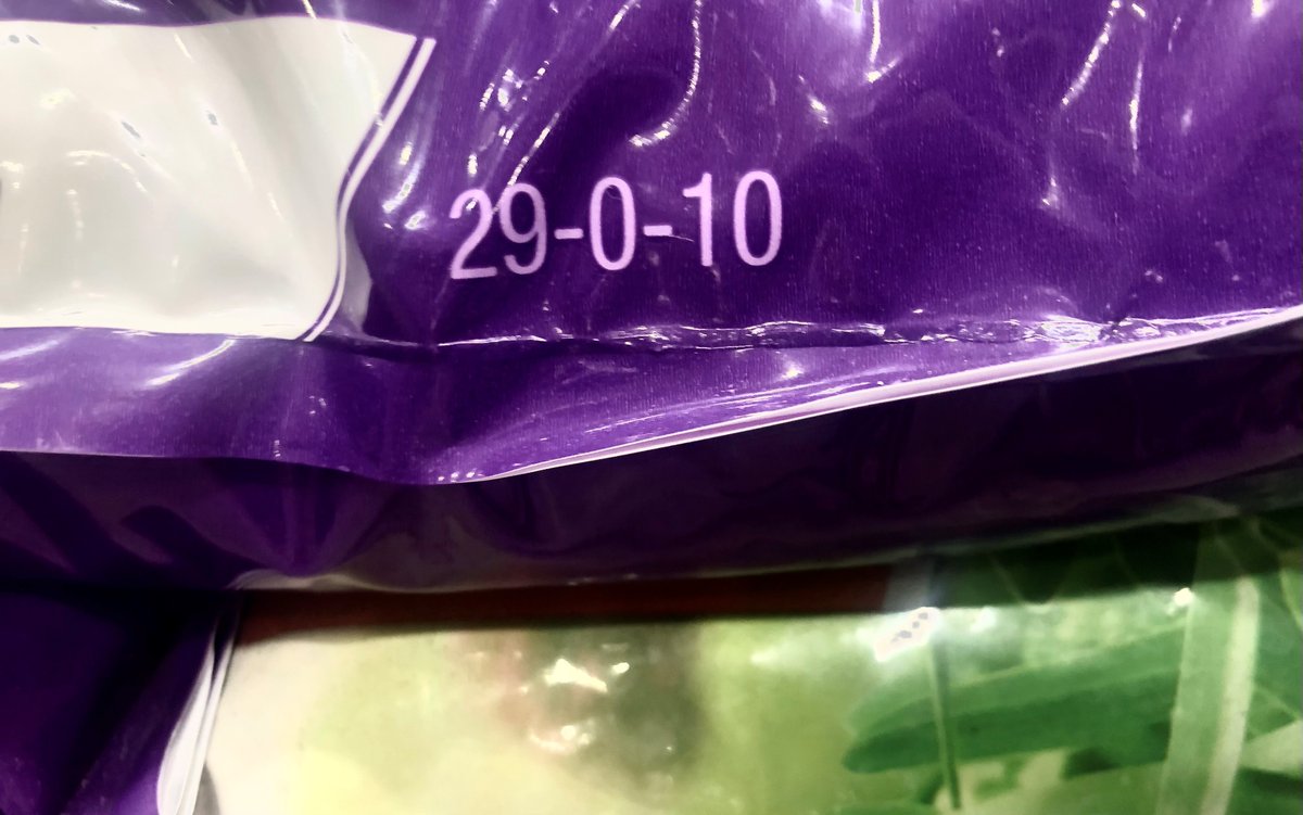 Know these numbers! These digits on a bag of lawn #fertilizer can help make sure you’re complying with #OurCounty’s fertilizer ordinance. The first number is nitrogen content & the second is phosphorous. Restrictions begin May 15➡ miamidade.gov/fertilizer #FertilizerAwarenessWeek