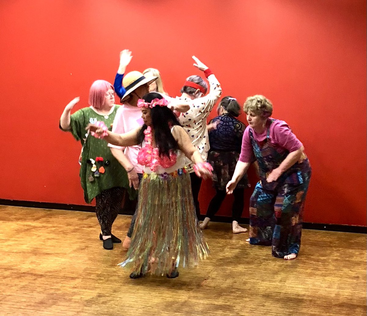 Royal & Derngate Creative Learning tweet media