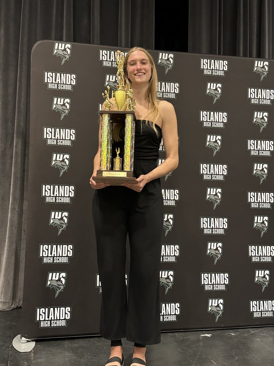 Dennis Knight (@dennisknightsmn) on Twitter photo Veronica Sierzant of Islands received her trophy as the first 3-time winner of the Hollis Stacy Award, given to Savannah’s most versatile female high school athlete. <a href="/veronicasierza1/">veronica sierzant</a> <a href="/SCCPSS_HPEA/">SCCPSS Health, Physical Education & Athletics</a> <a href="/ihssharksfb/">Islands Sharks Football</a> Veronica Sierzant of Islands received her trophy as the first 3-time winner of the Hollis Stacy Award, given to Savannah’s most versatile female high school athlete. <a href="/veronicasierza1/">veronica sierzant</a> <a href="/SCCPSS_HPEA/">SCCPSS Health, Physical Education & Athletics</a> <a href="/ihssharksfb/">Islands Sharks Football</a>
