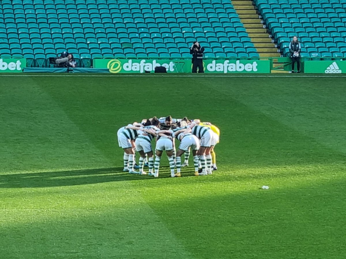 This week, Celtic won the league and also marked 130 years since their first league title.

Tonight, @CelticFCWomen play at Celtic Park against Glasgow City.

Victory for the Hoops is essential if they are to match the men's team.

C'mon you ghirls in green!

#CELCIT | #COYGIG🍀